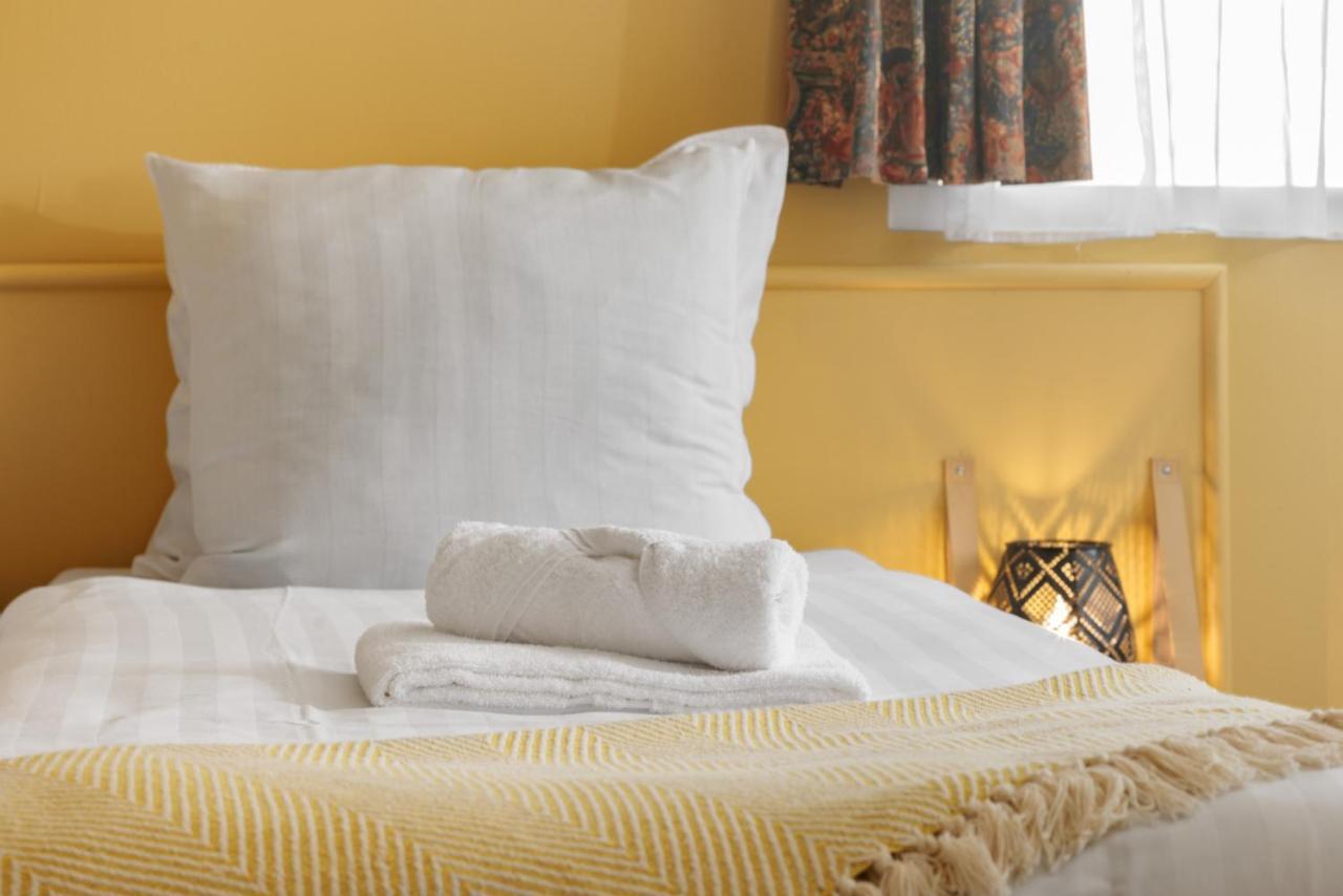 Hotel Green White Restaurant 3*