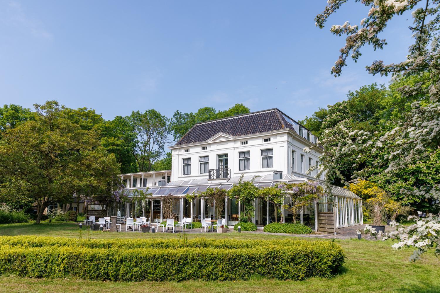 Green White Restaurant Oostkapelle